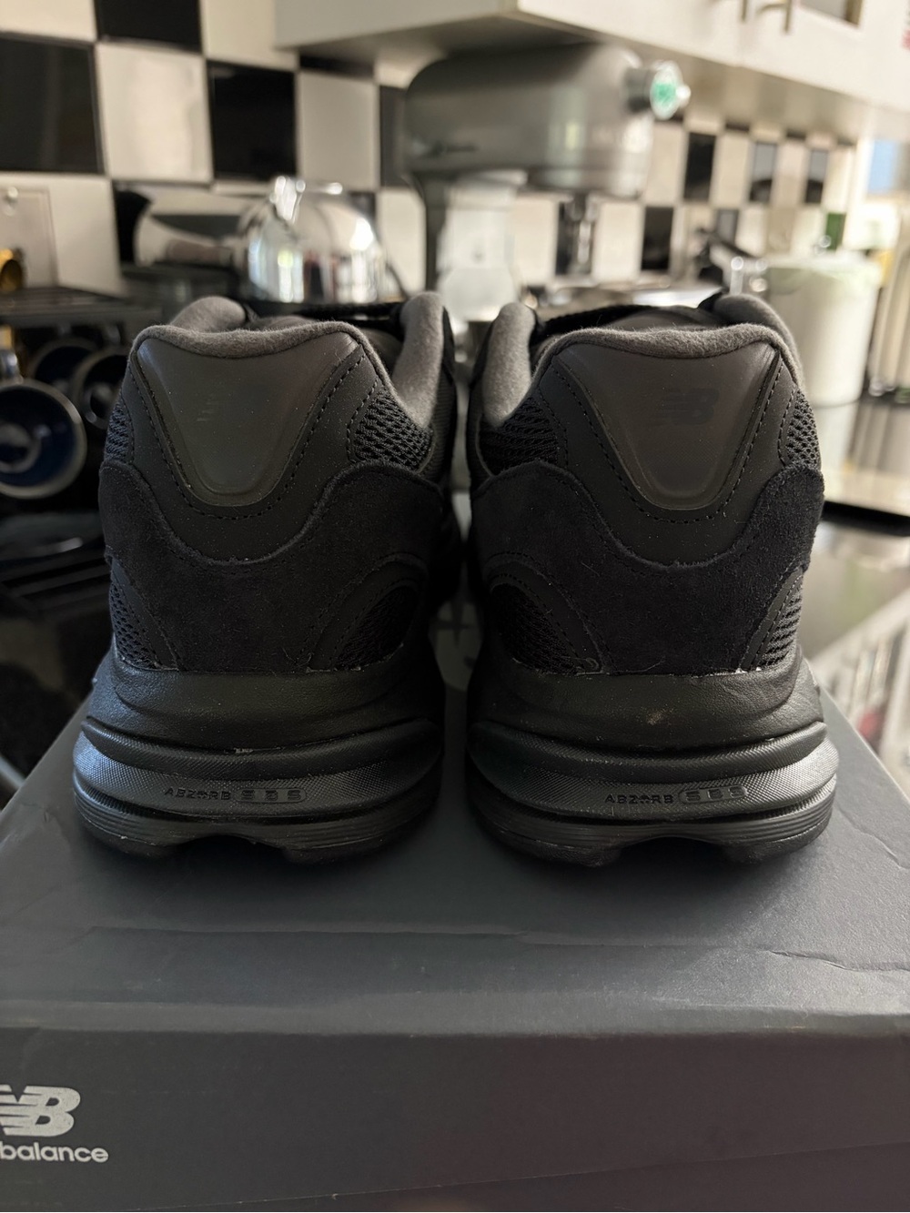 New Balance Men's Black All-Black Lace-Up Sneakers - Picture 4 of 7